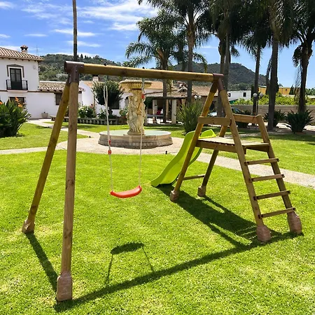 Сasa de vacaciones Amplia Con Precioso Jardin Cerca De Capital. *